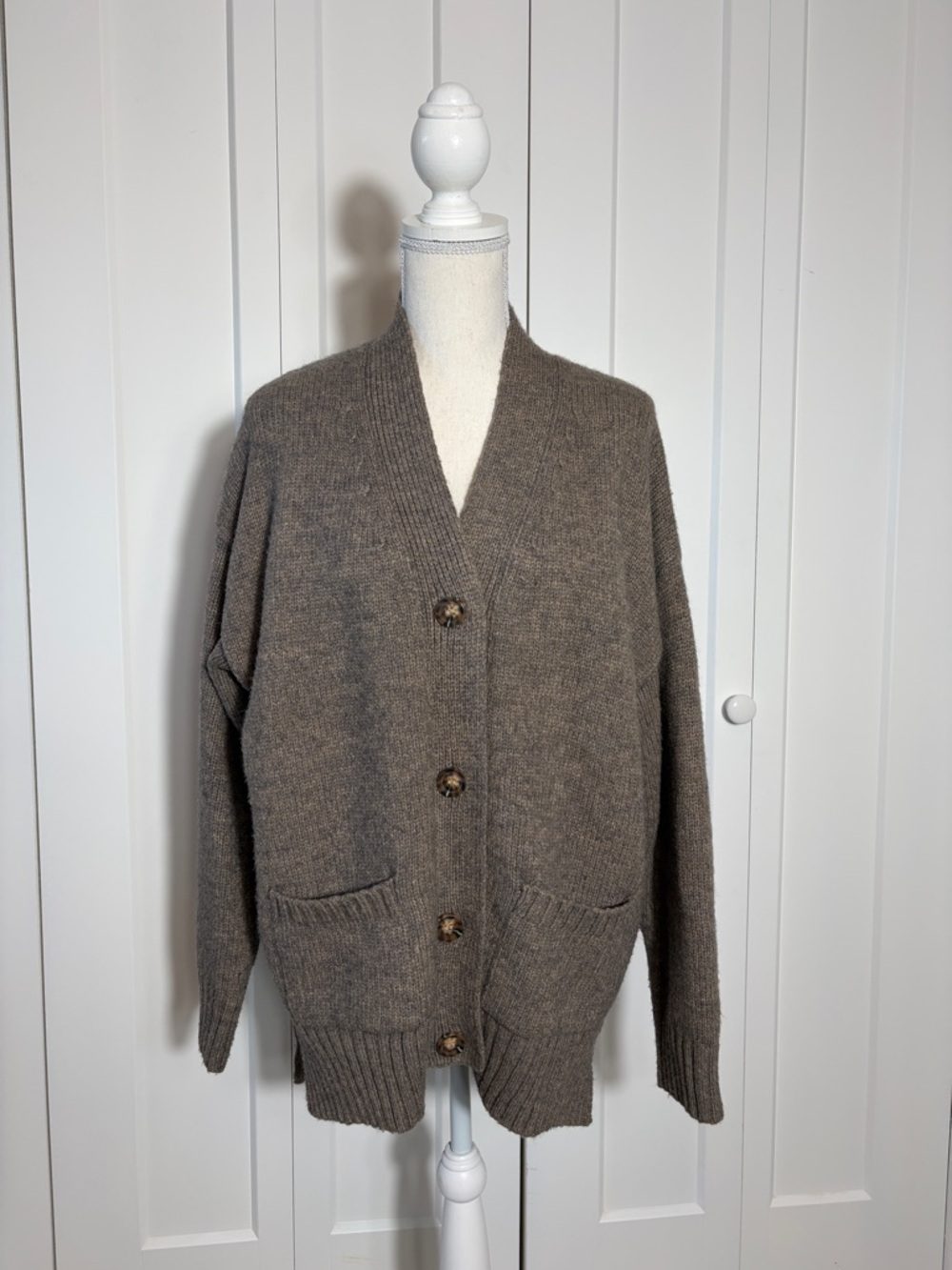 Maronie V-Neck Button Cardigan Sweater Medium/Large